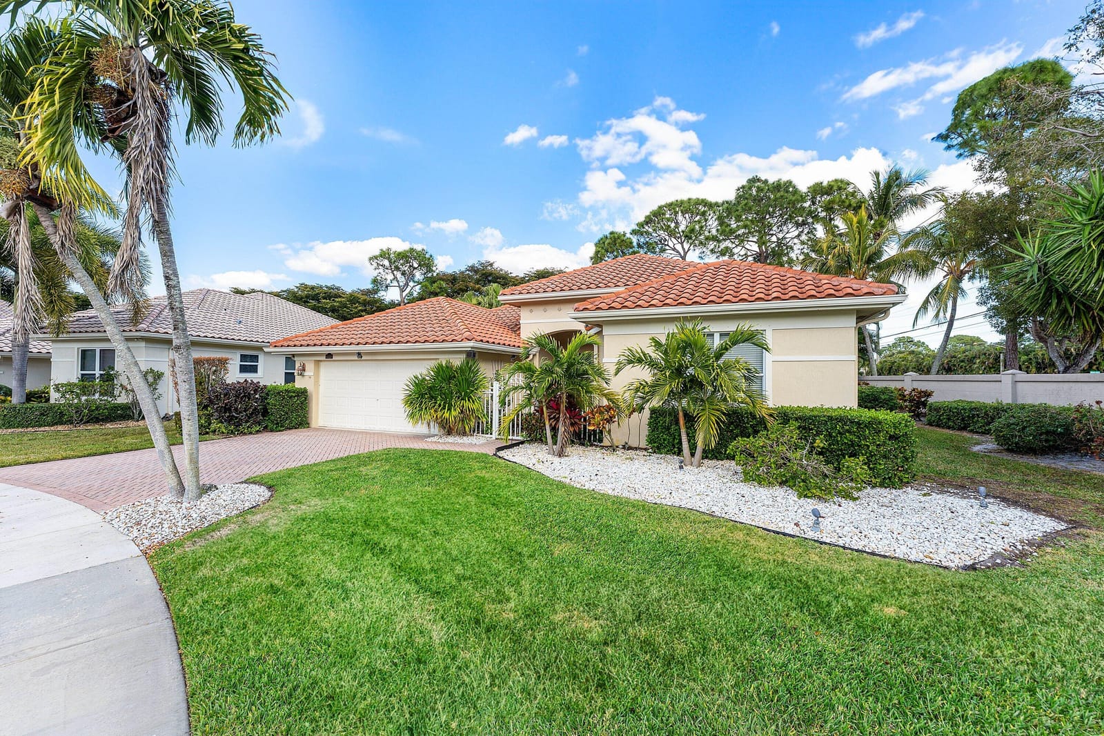 6529 Jog Estates Lane — photo 2