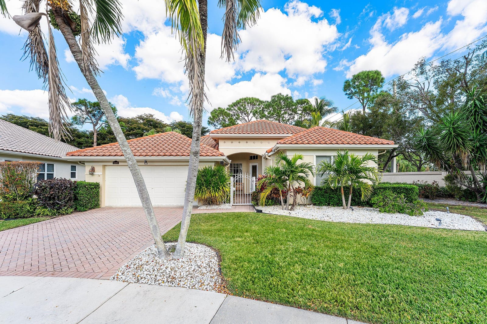 6529 Jog Estates Lane — photo 3