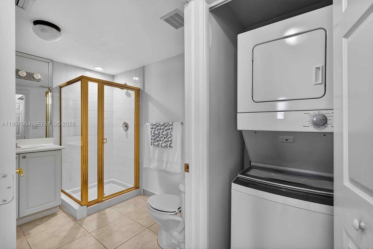 322 Madeira Avenue 304, Coral Gables, FL 33134 photo 8