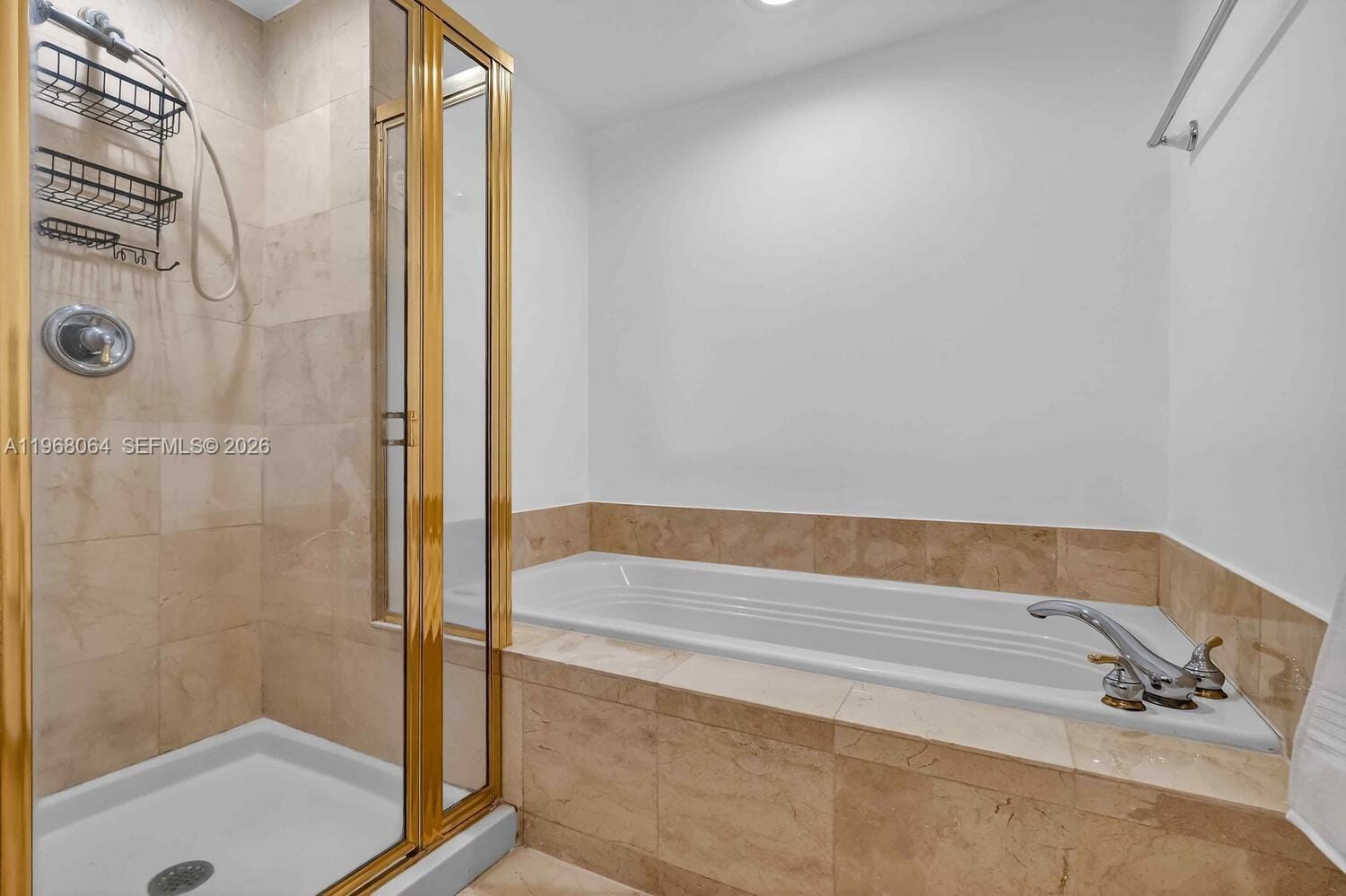 322 Madeira Avenue 304, Coral Gables, FL 33134 photo 9