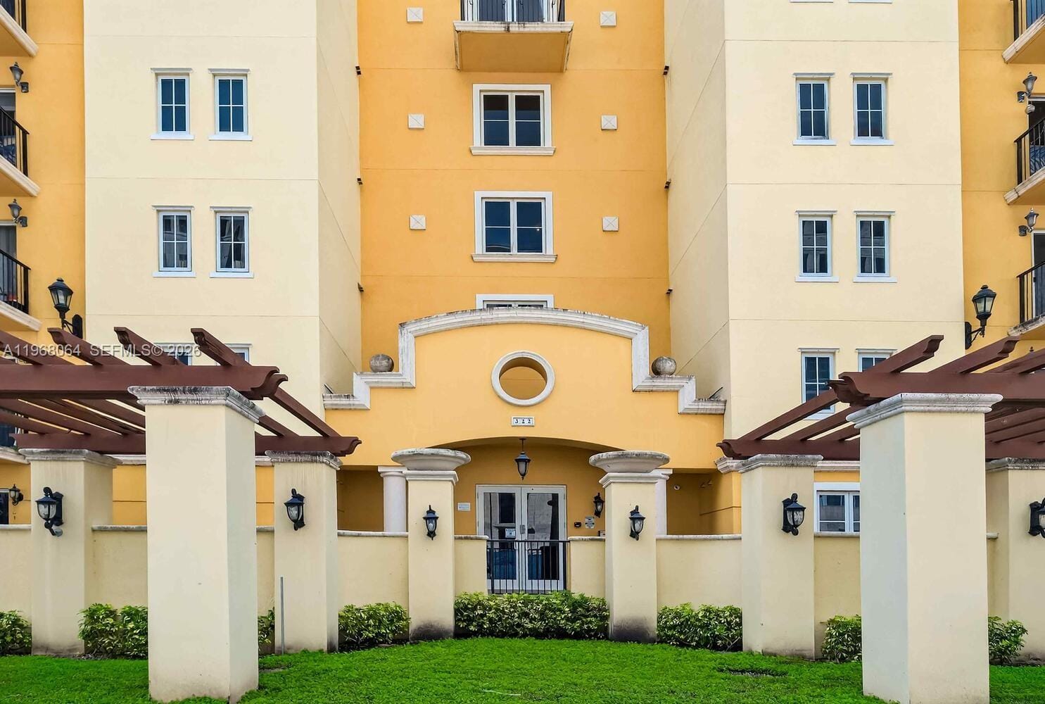 322 Madeira Avenue 304, Coral Gables, FL 33134 photo 10