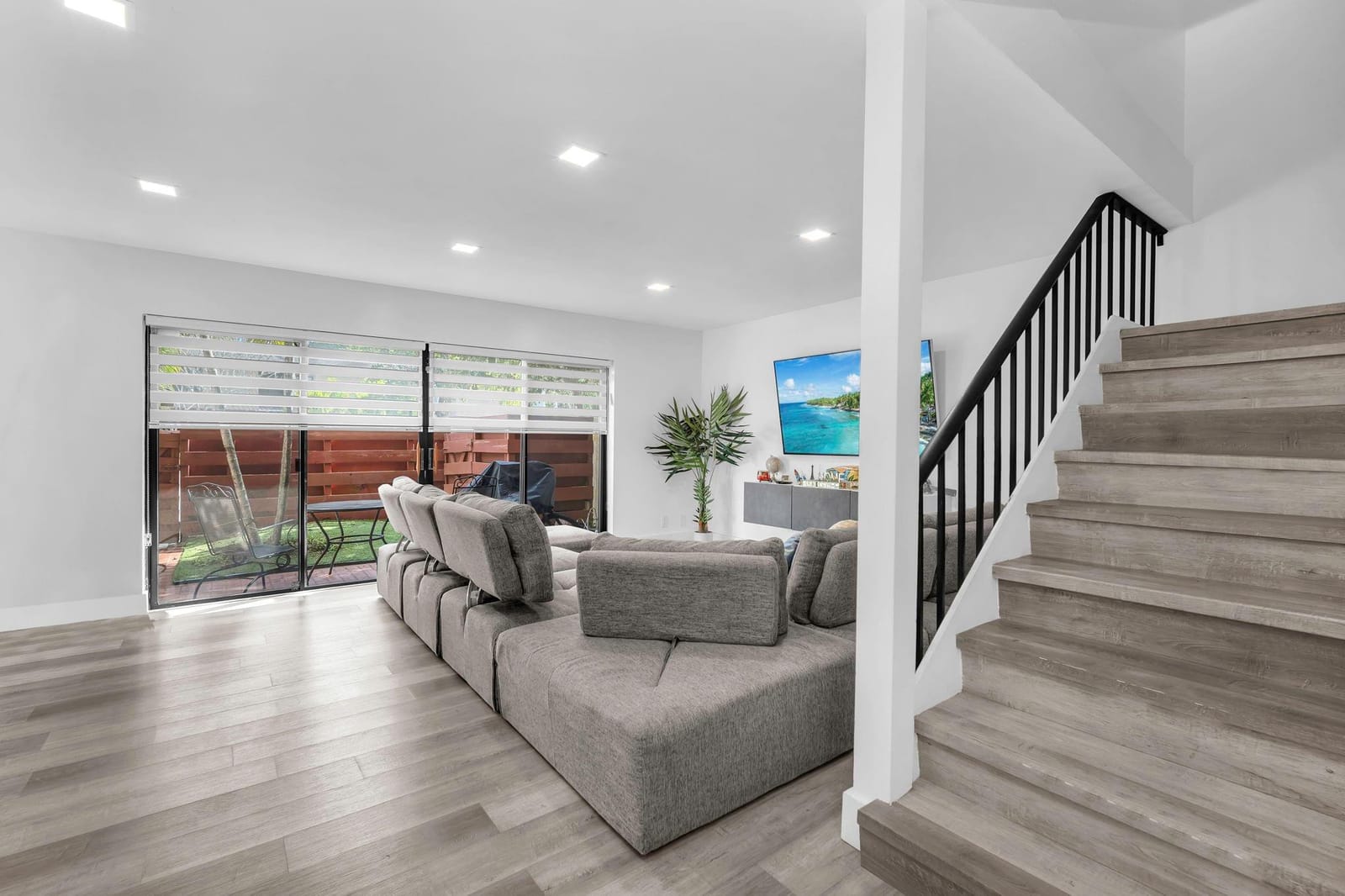 3904 Parkside Lane, Hollywood, FL 33021 photo 13