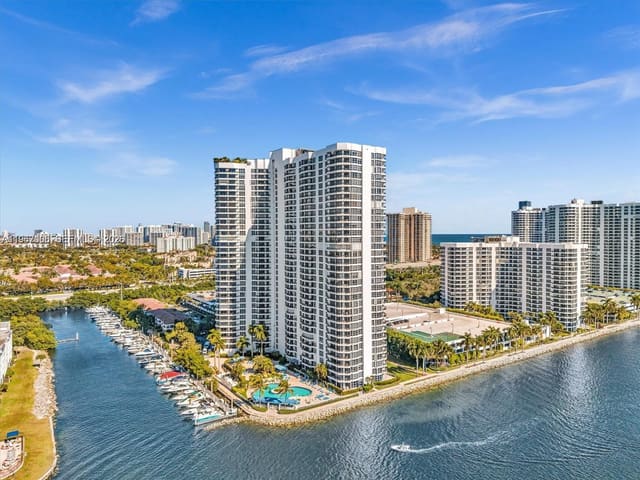 3530 Mystic Pointe Drive 1212, Aventura, FL 33180