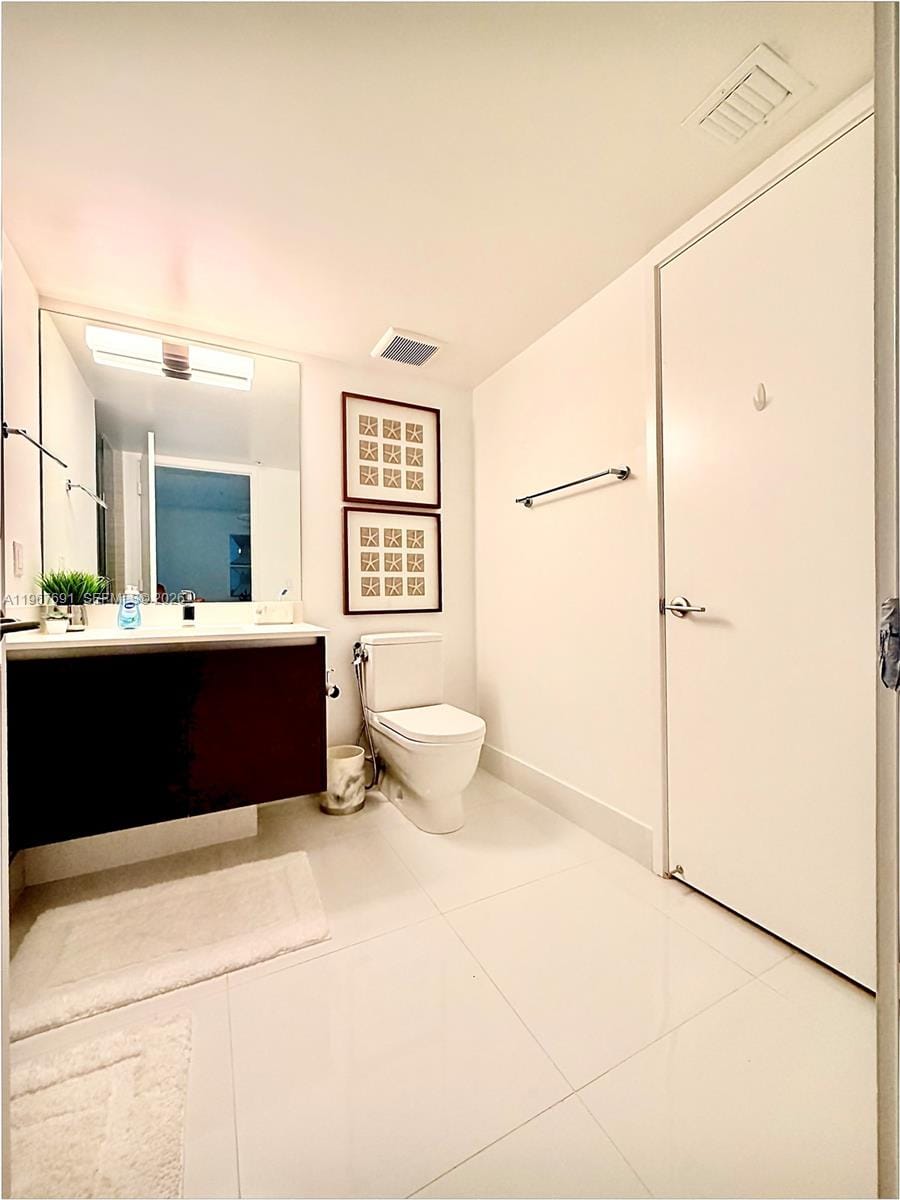 300 Sunny Isles Boulevard 41206, Sunny Isles Beach, FL 33160 photo 2