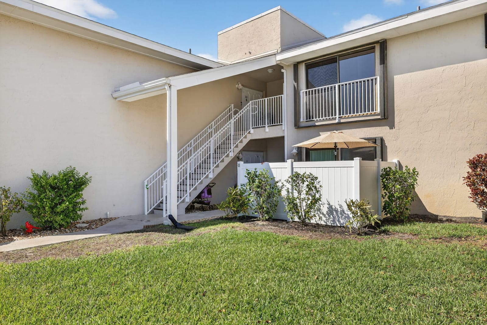 3210 S Lakeview Circle 3-102, Hutchinson Island, FL 34949