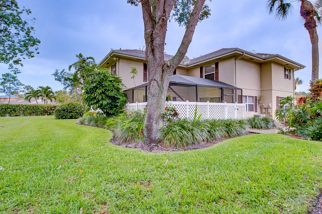 44 Essex Court B, Royal Palm Beach, FL 33411, Royal Palm Beach