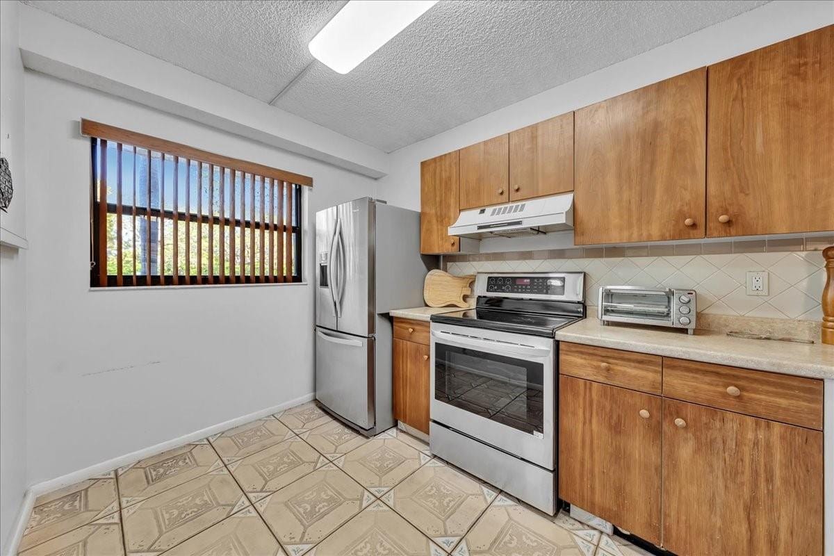 7737 NW 79th Avenue 105 — photo 2
