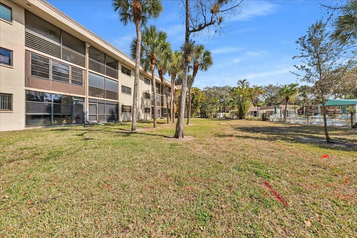 7737 NW 79th Avenue 105, Tamarac, FL 33321 photo 15
