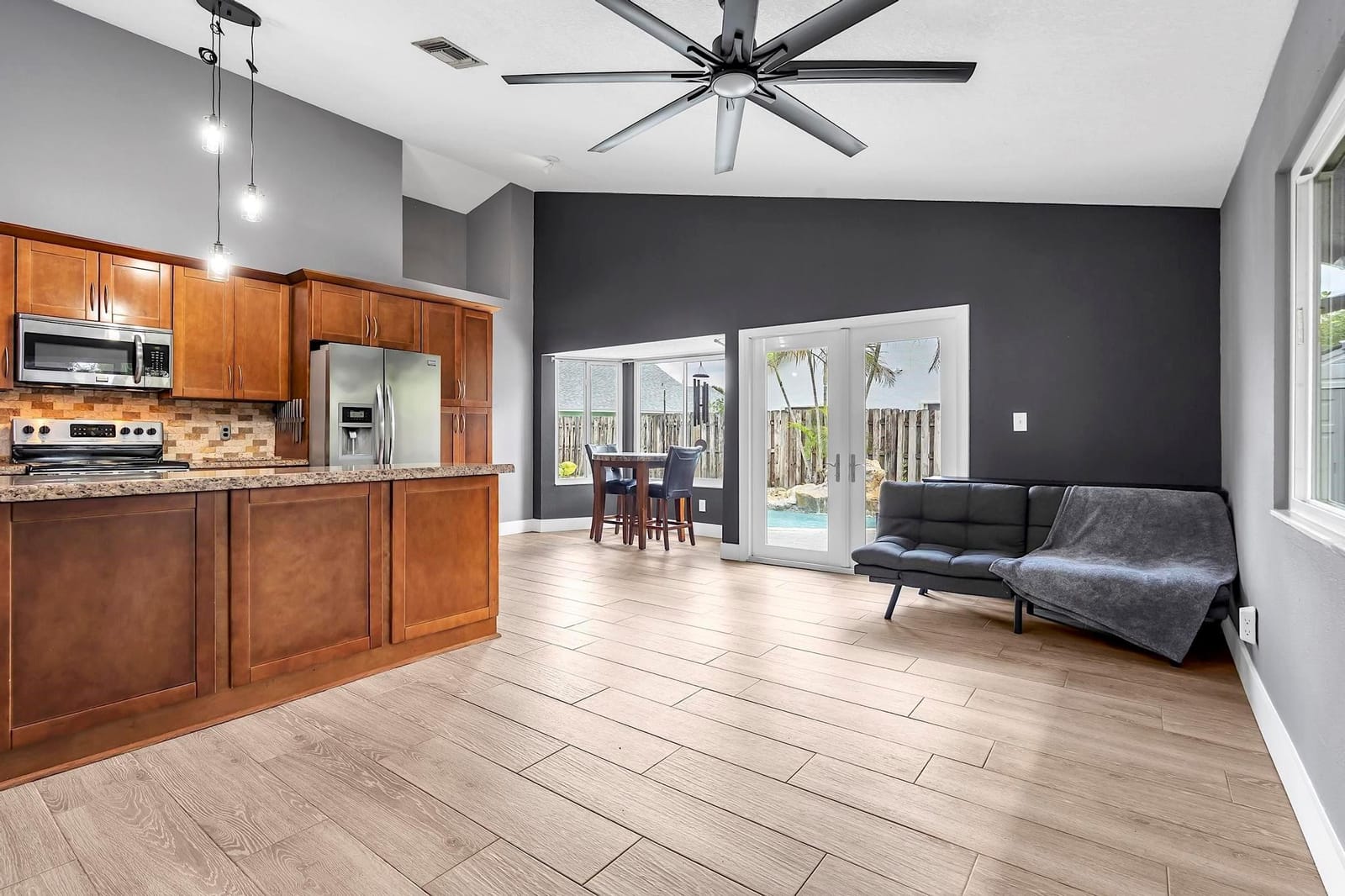 2822 NW 111th Avenue, Sunrise, FL 33322 photo 13