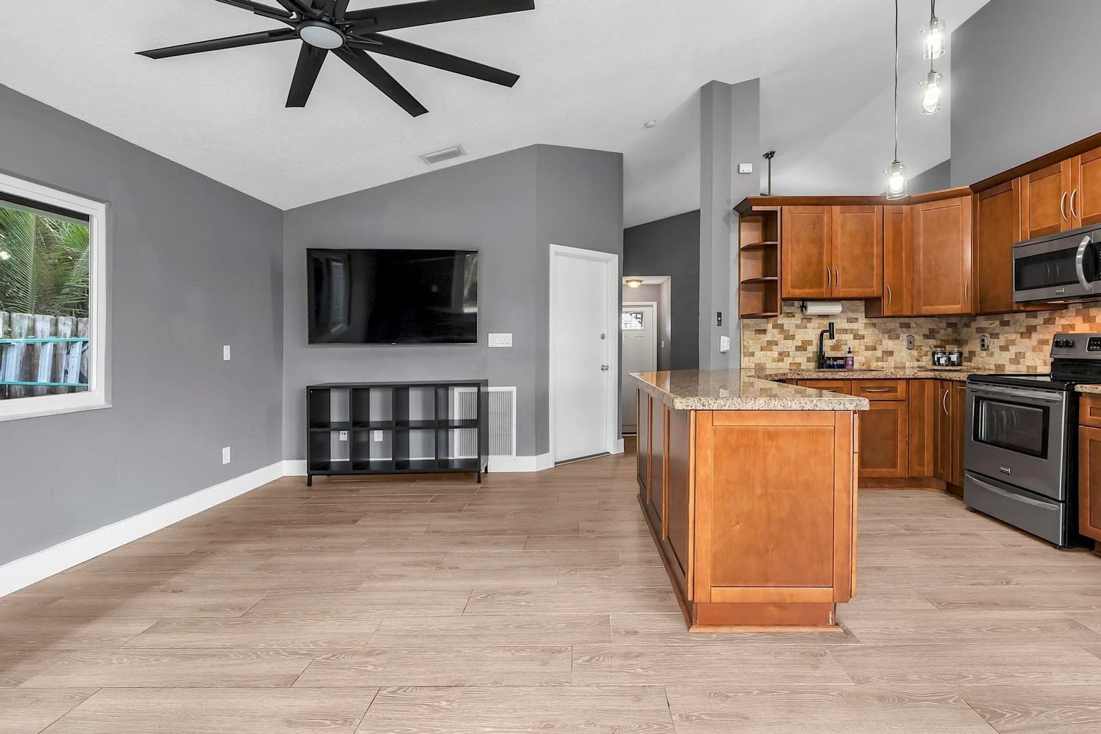2822 NW 111th Avenue, Sunrise, FL 33322 photo 15