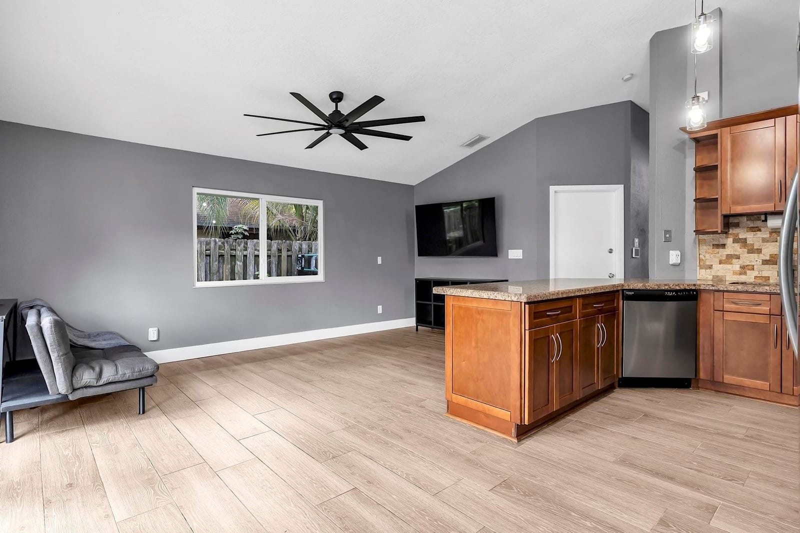 2822 NW 111th Avenue, Sunrise, FL 33322 photo 16