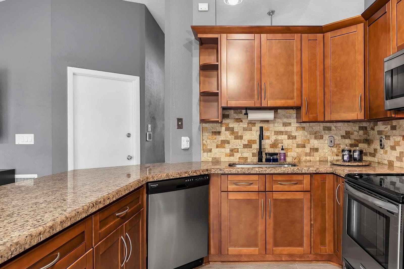 2822 NW 111th Avenue, Sunrise, FL 33322 photo 19