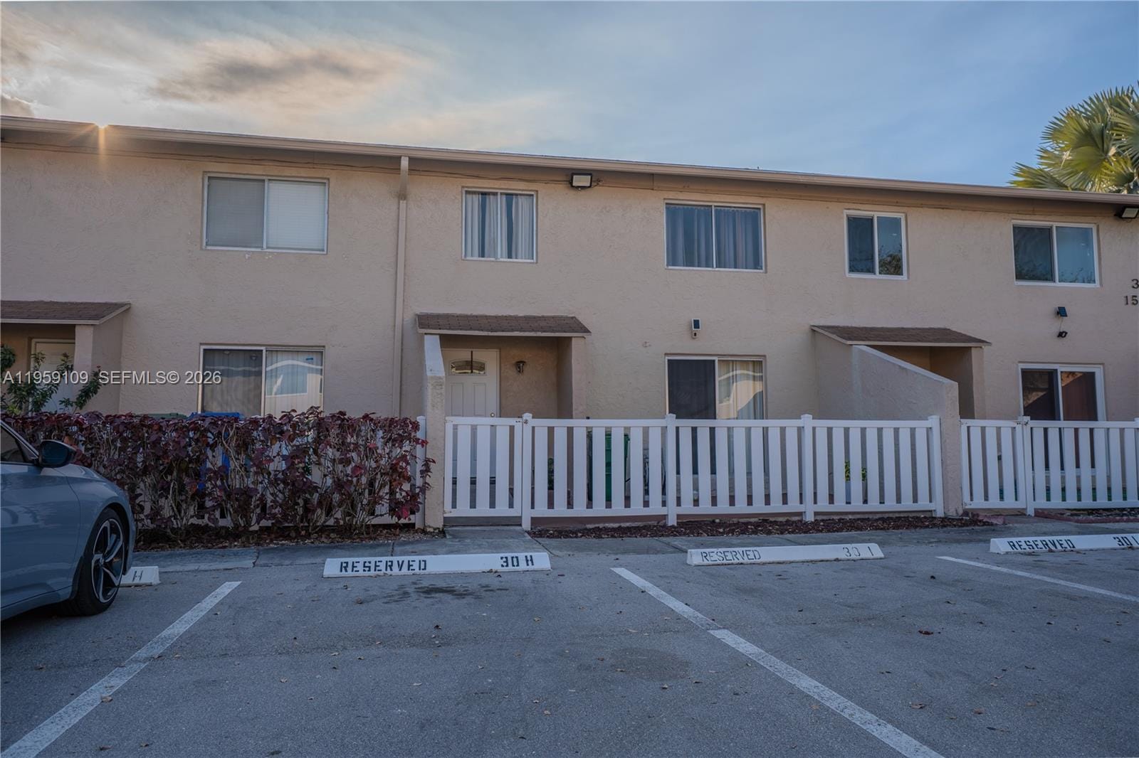 1527 NW 80th Avenue I, Margate, FL 33063