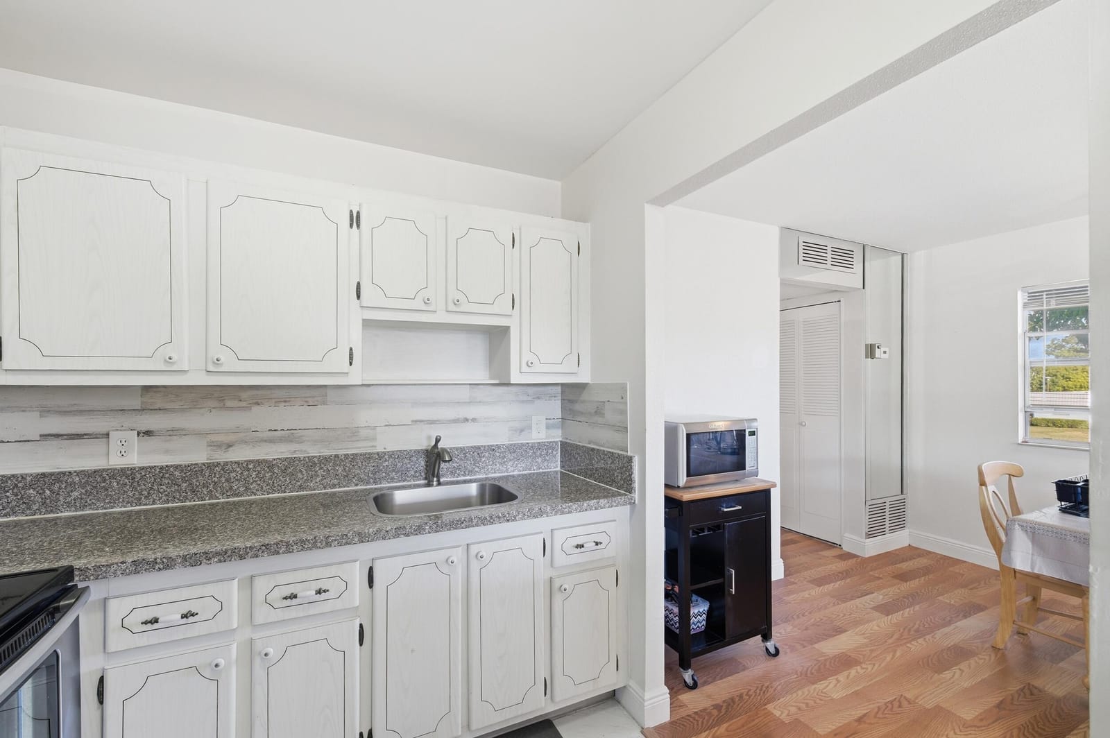 142 Monaco C — photo 11