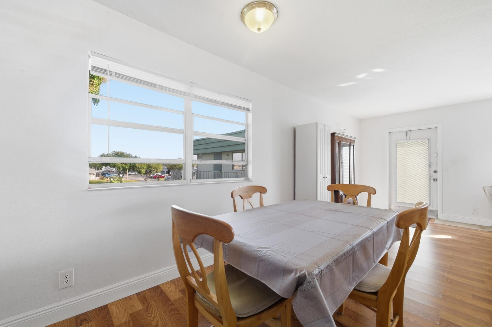 142 Monaco C — photo 6