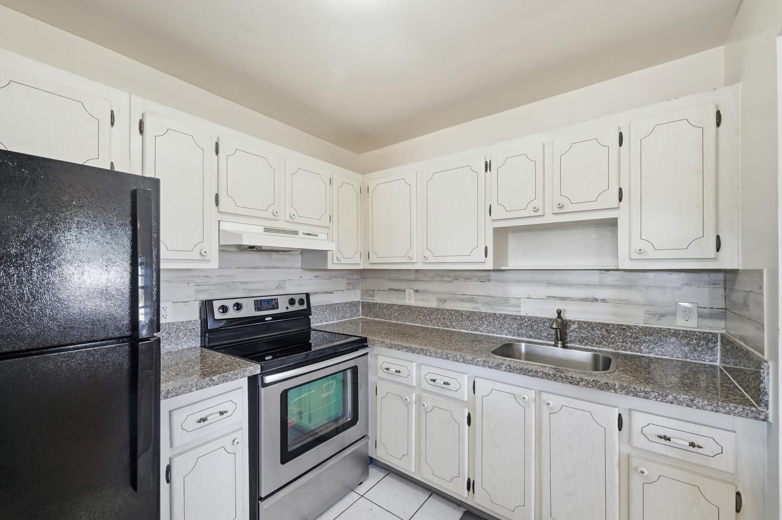 142 Monaco C — photo 10