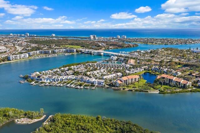 1000 N Us Highway 1 803, sold in Dockside at Jupiter Harbour, Jupiter, FL