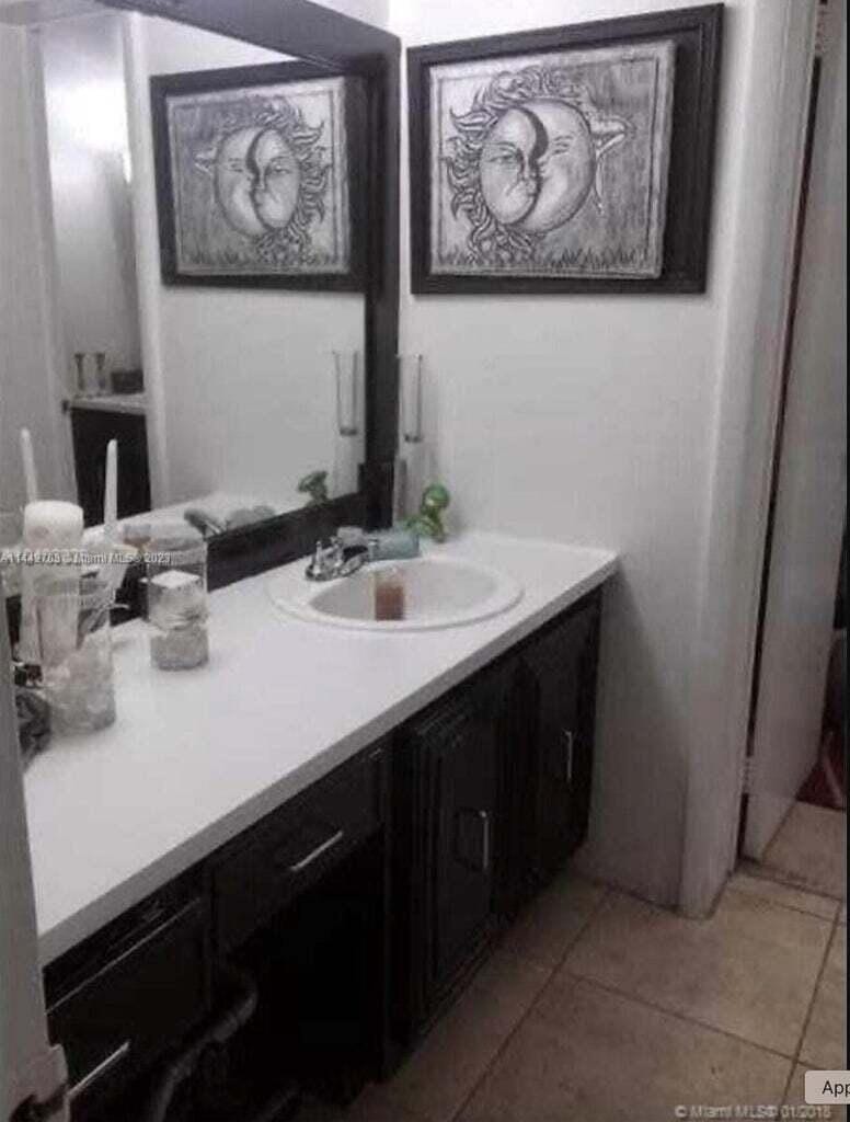 484 NW 165th St Road A-211 — photo 4