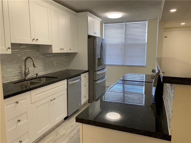 250 Jacaranda Drive 203 — photo 2