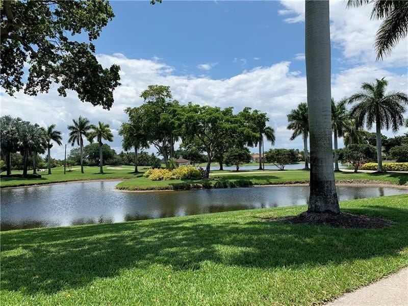 250 Jacaranda Drive 203, Plantation, FL 33324 photo 17