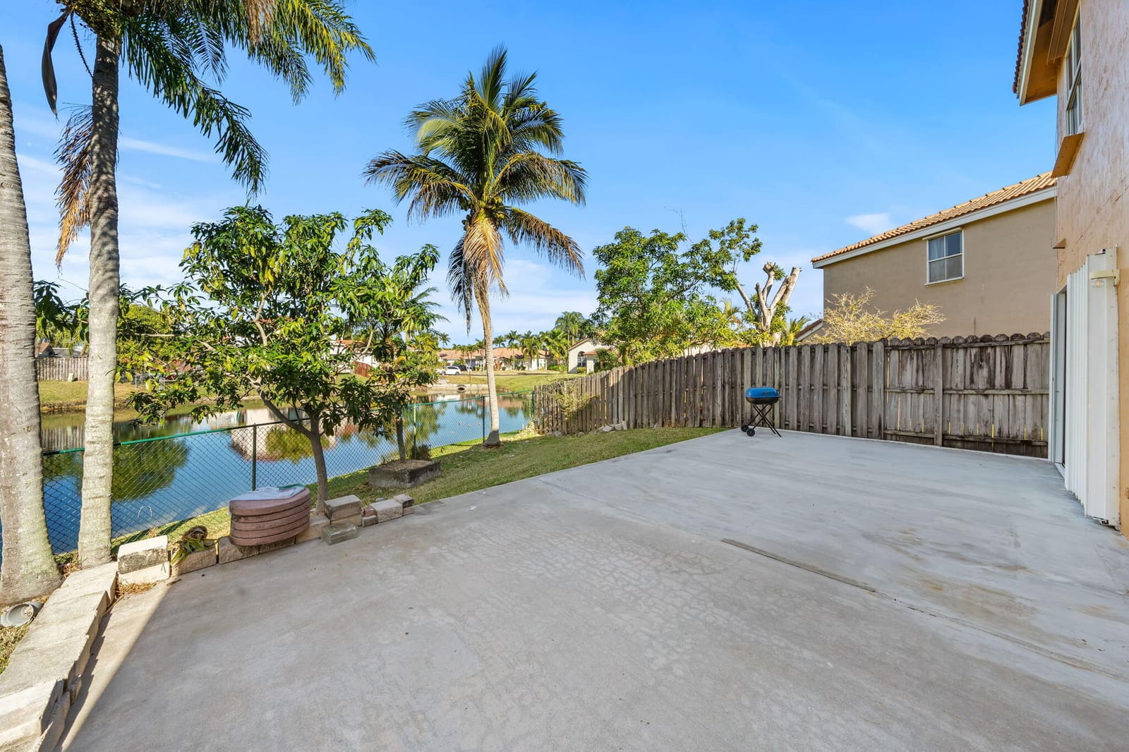 1895 Vista Way, Margate, FL 33063 photo 25