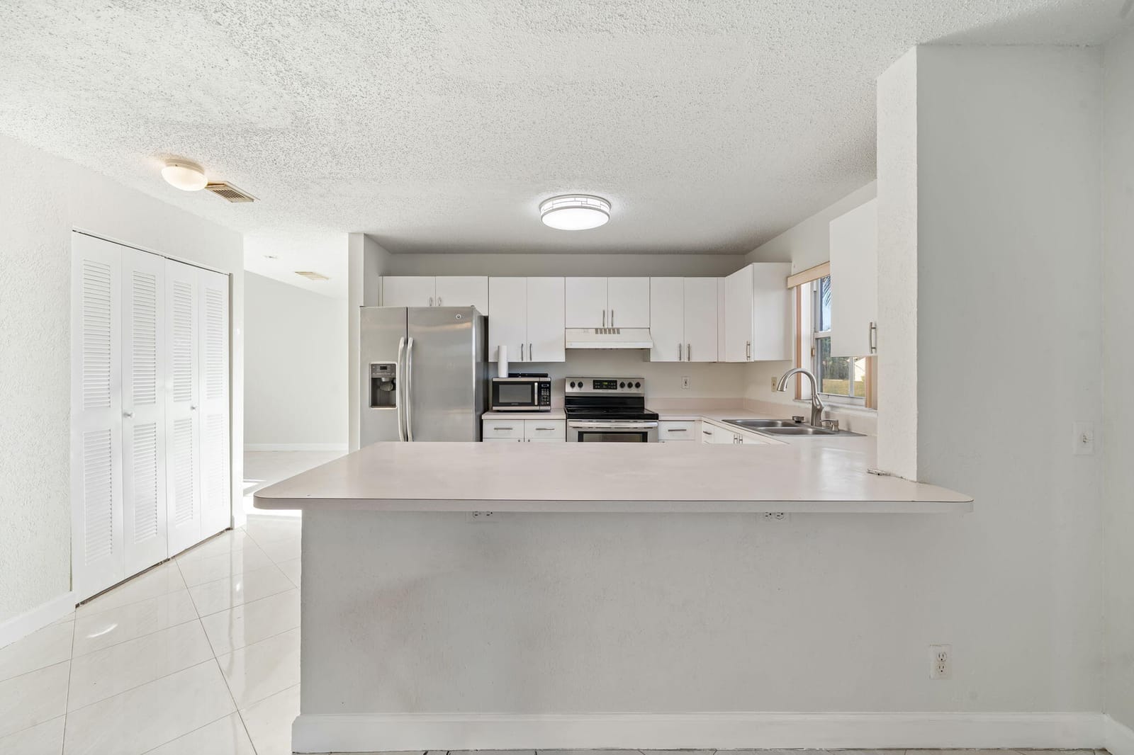 1895 Vista Way — photo 9