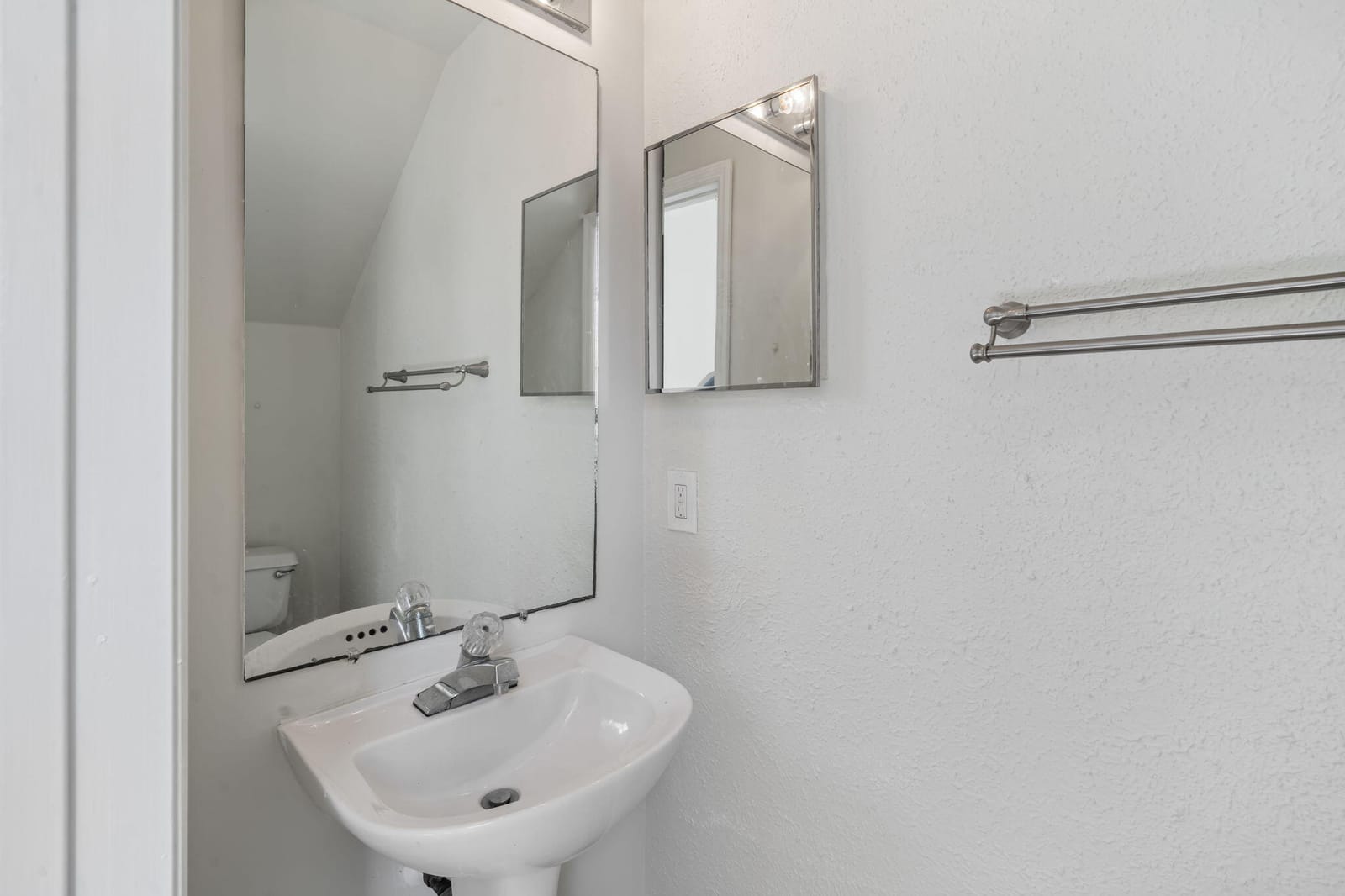 1895 Vista Way — photo 10
