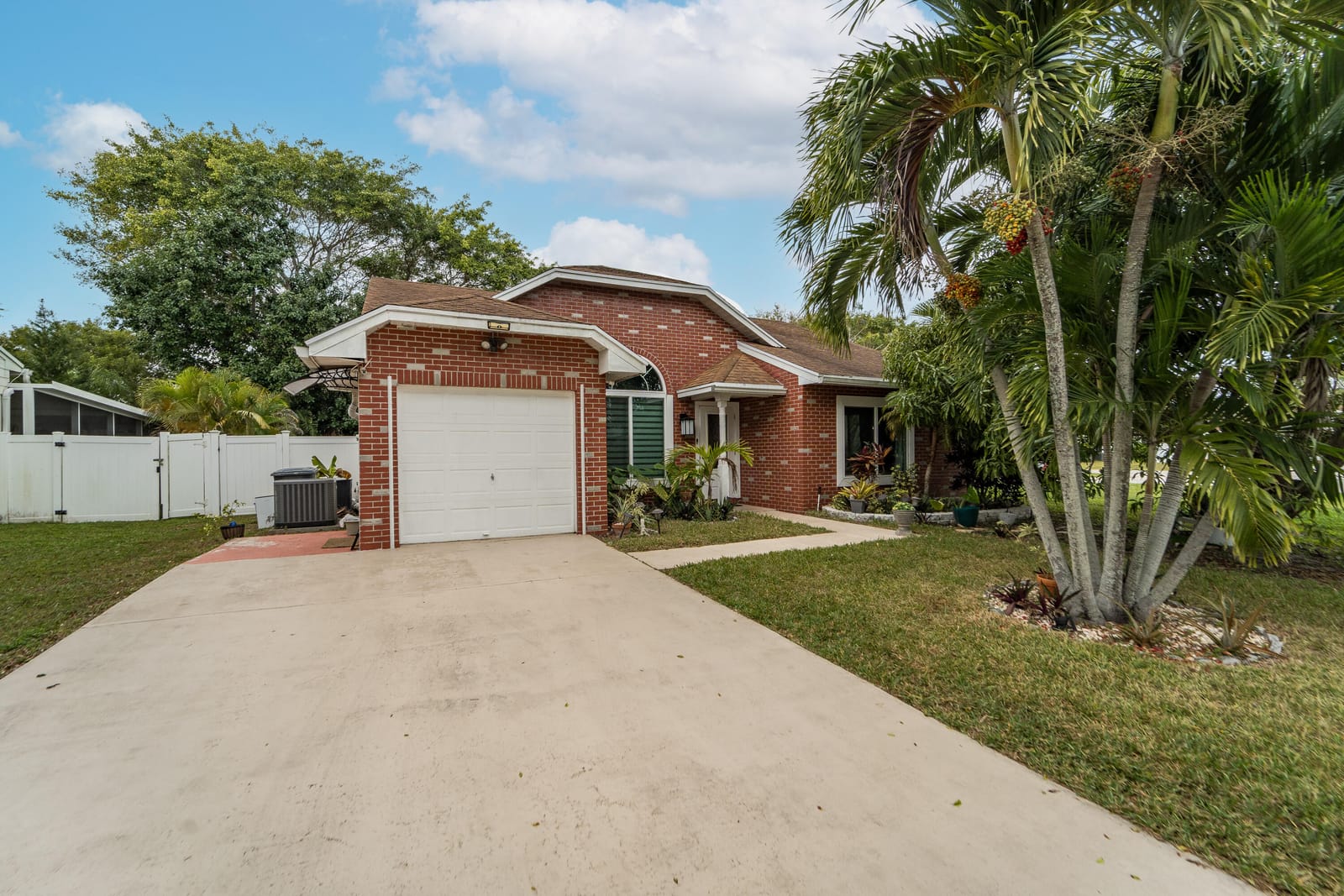 8208 Scenic Turn — photo 2