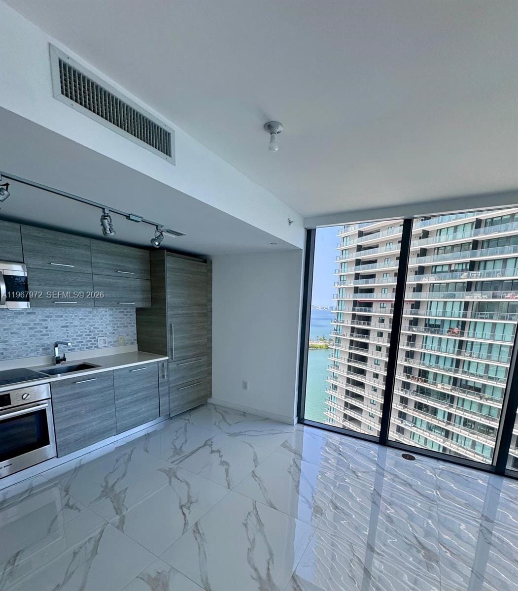 650 NE 32nd Street 2507, Miami, FL 33137 photo 6