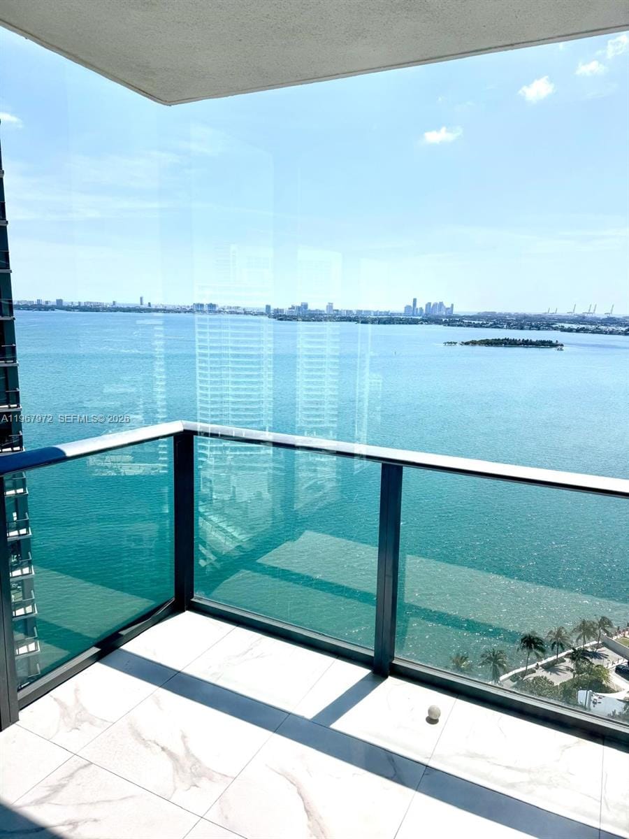 650 NE 32nd Street 2507, Miami, FL 33137