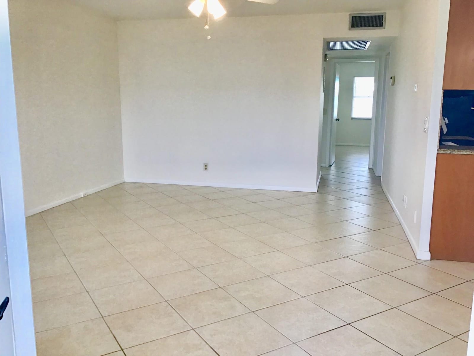 2035 Exeter B 2035 — photo 9