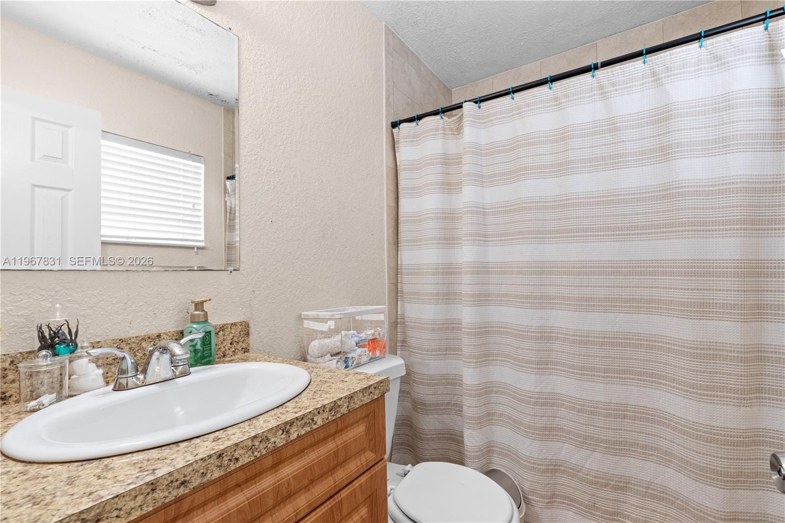 911 NW 22nd Place, Miami, FL 33125 photo 18