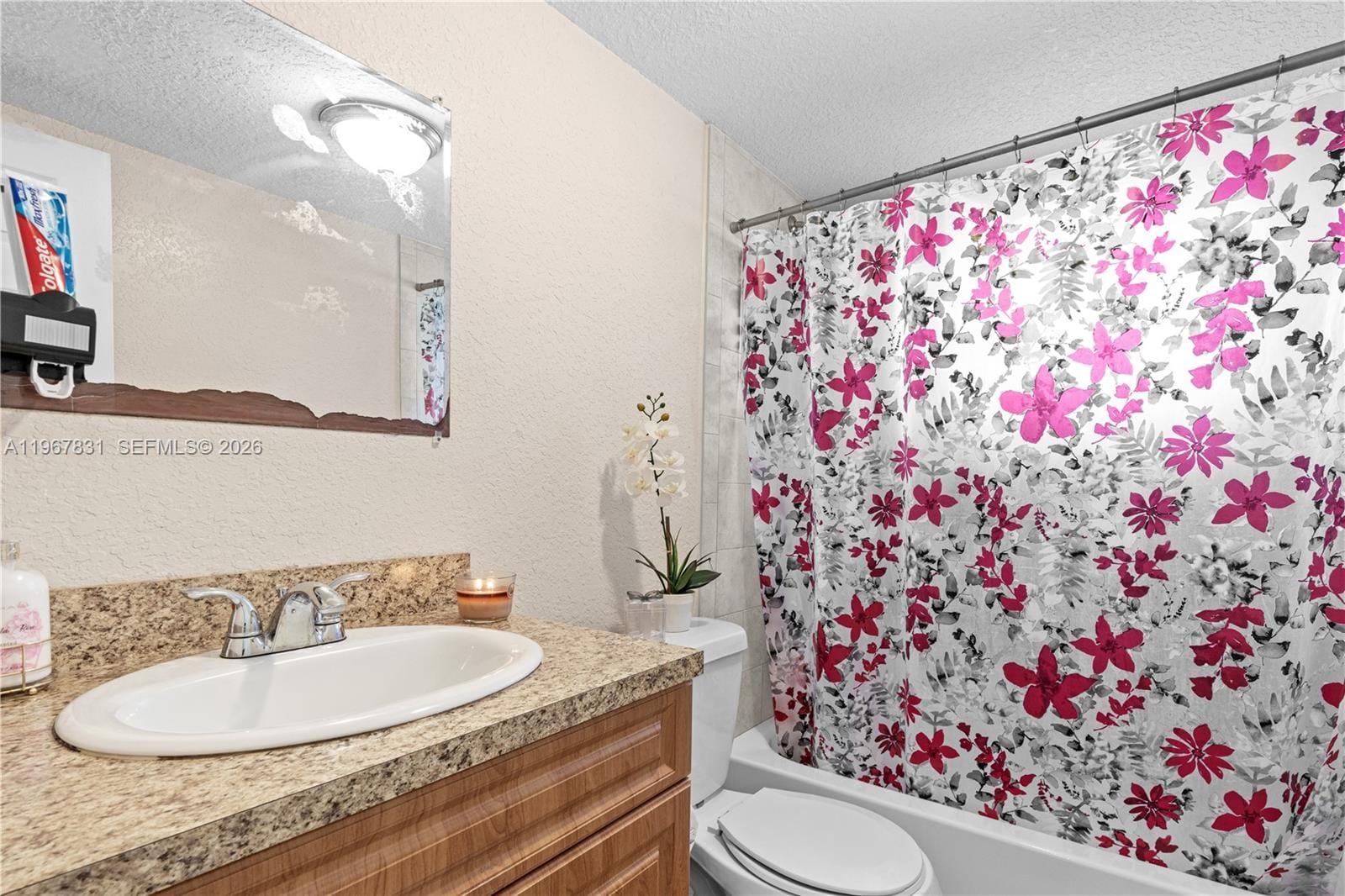 911 NW 22nd Place, Miami, FL 33125 photo 21