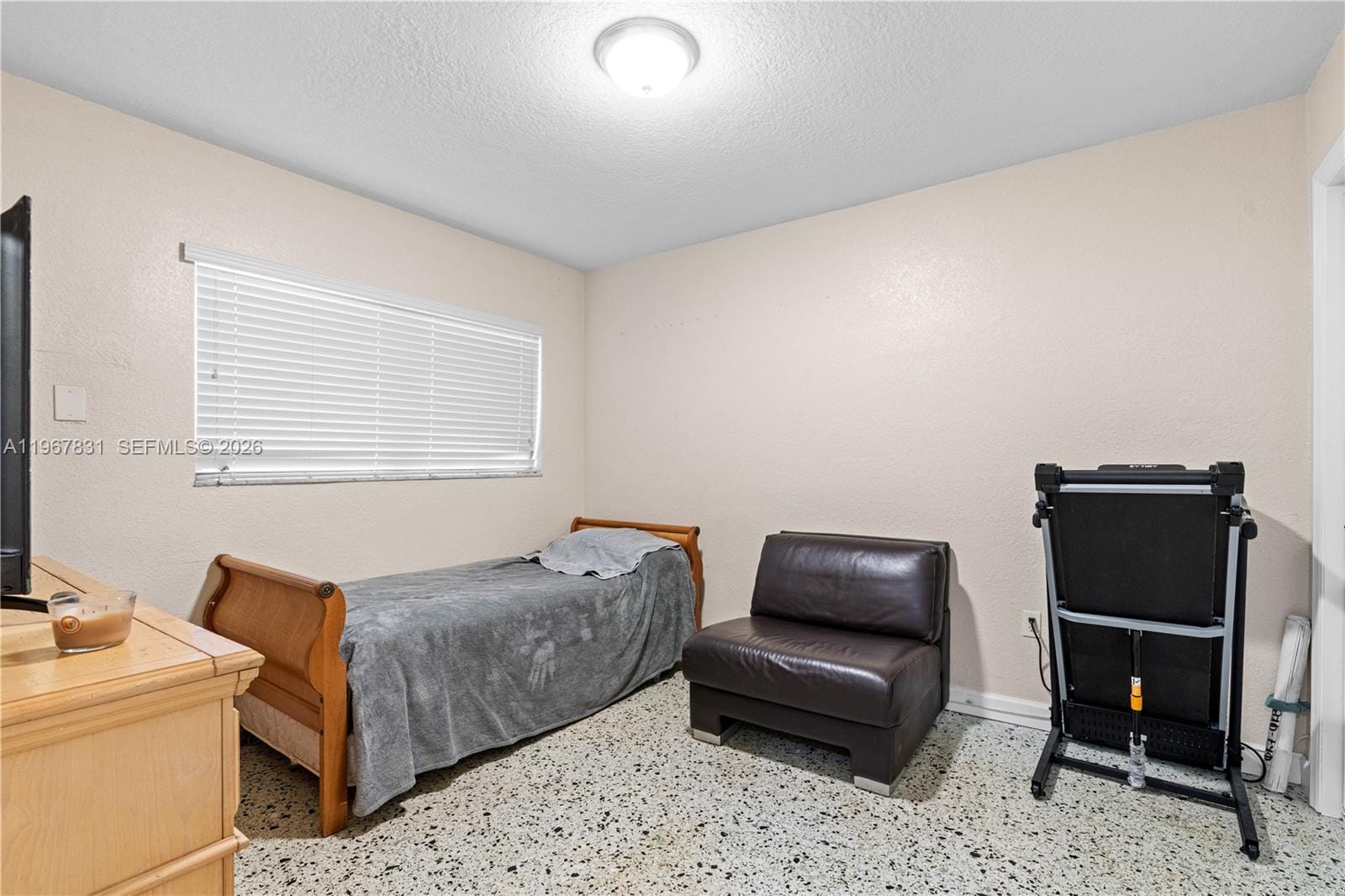 911 NW 22nd Place, Miami, FL 33125 photo 22