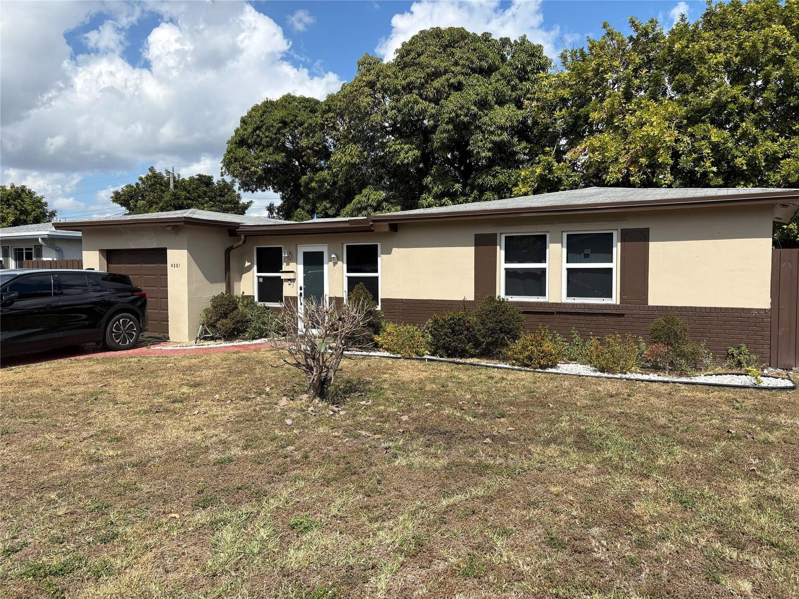 4351 NW 25th Street, Lauderhill, FL 33313