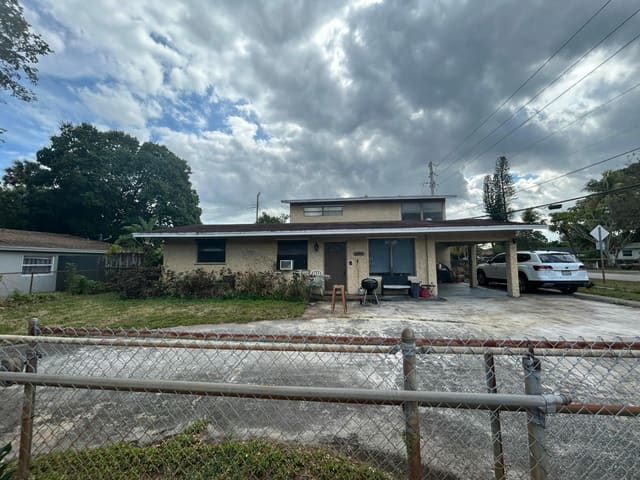 3390 NW 8th Place, sold in Sunrise Heights, Lauderhill, FL