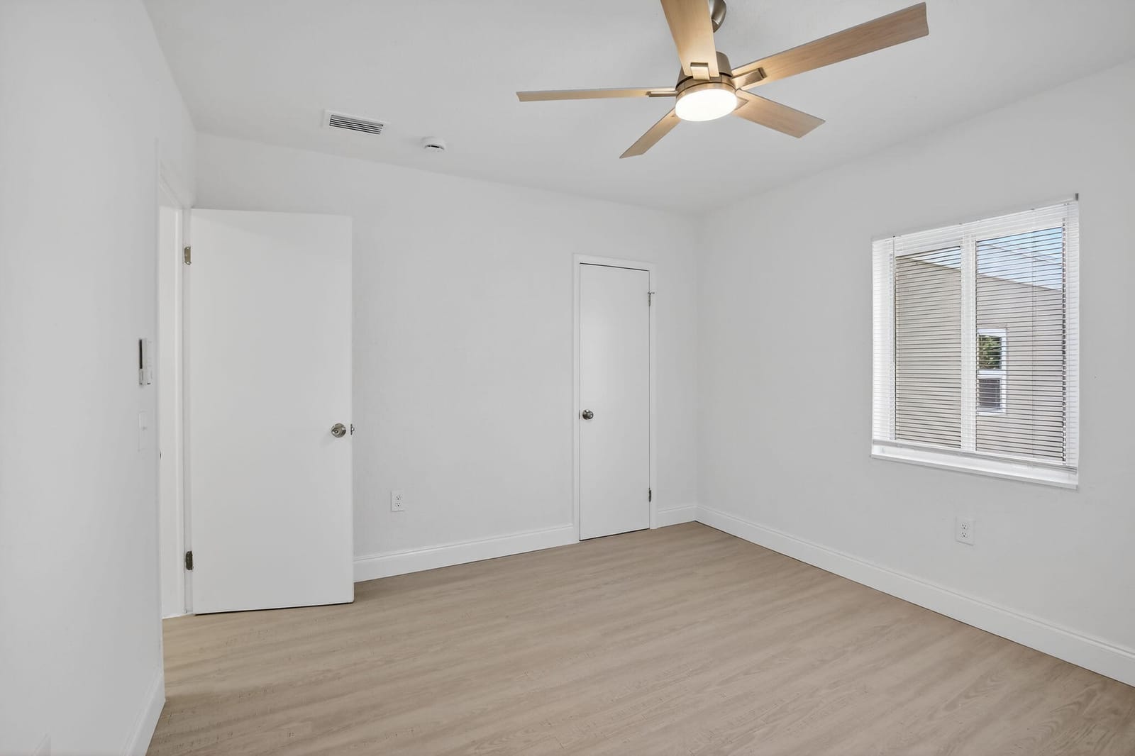 2515 Roosevelt Street, Hollywood, FL 33020 photo 11