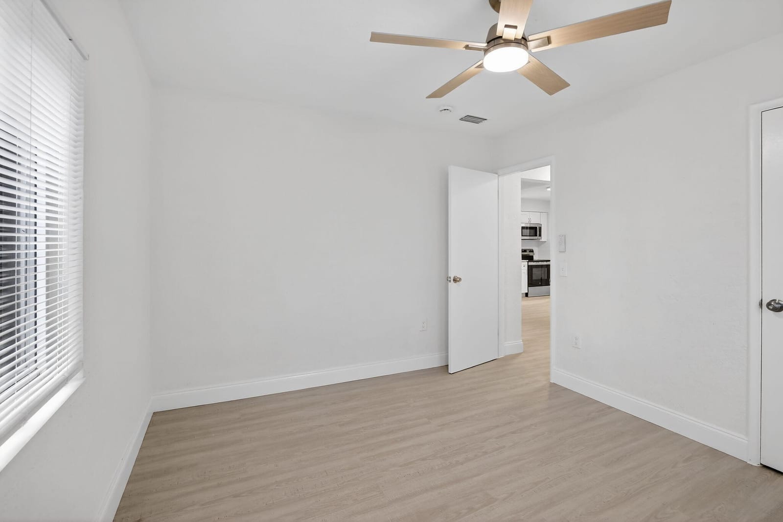 2515 Roosevelt Street, Hollywood, FL 33020 photo 15