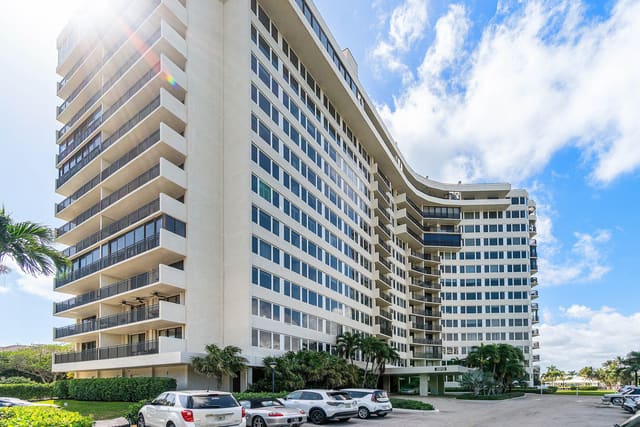 3912 S Ocean Boulevard 804, sold in Regency Highland Club Condo, Highland Beach, FL
