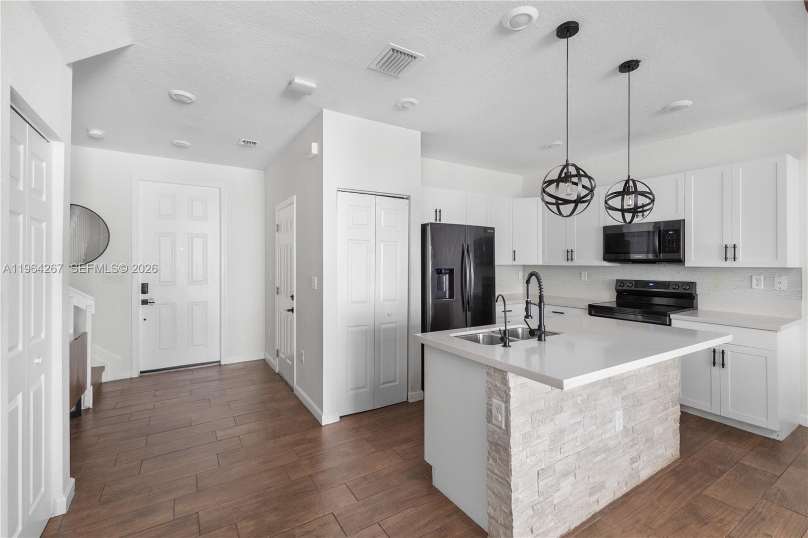 3419 W 105th Place, Hialeah, FL 33018 photo 13