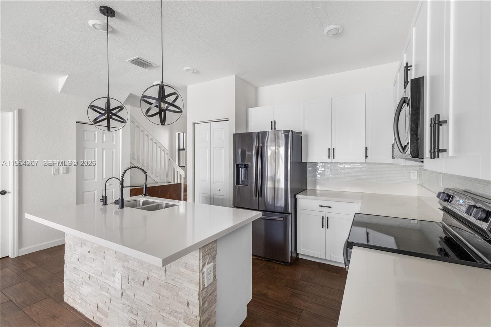 3419 W 105th Place, Hialeah, FL 33018 photo 15