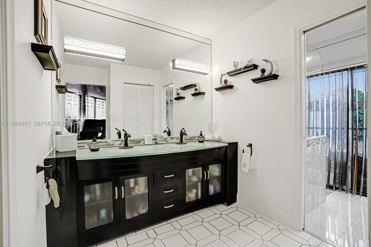 8084 Buttonwood Circle, Tamarac, FL 33321 photo 30