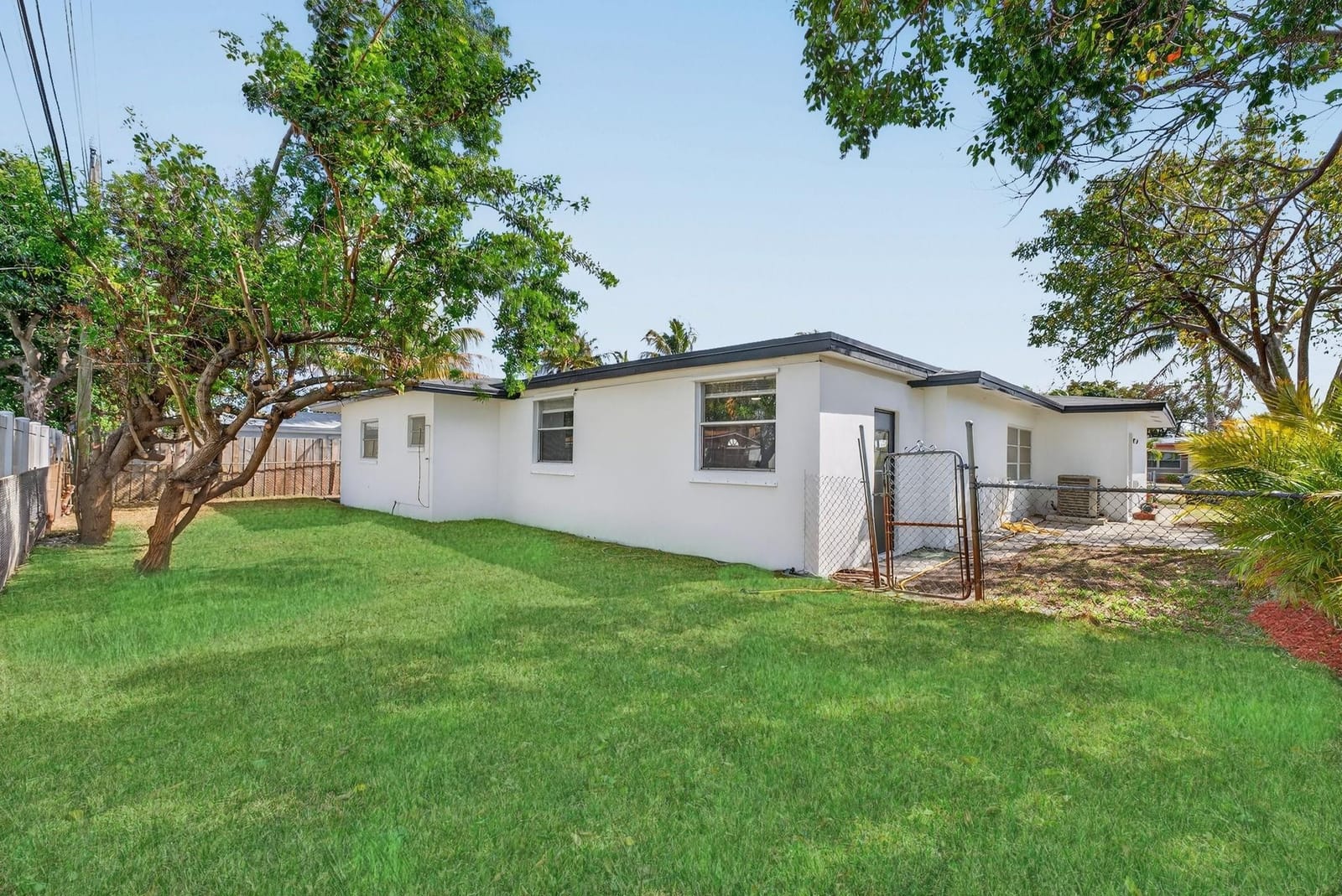7521 Grant Court — photo 3