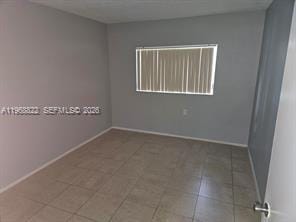 1153 Lake Victoria Drive J — photo 12