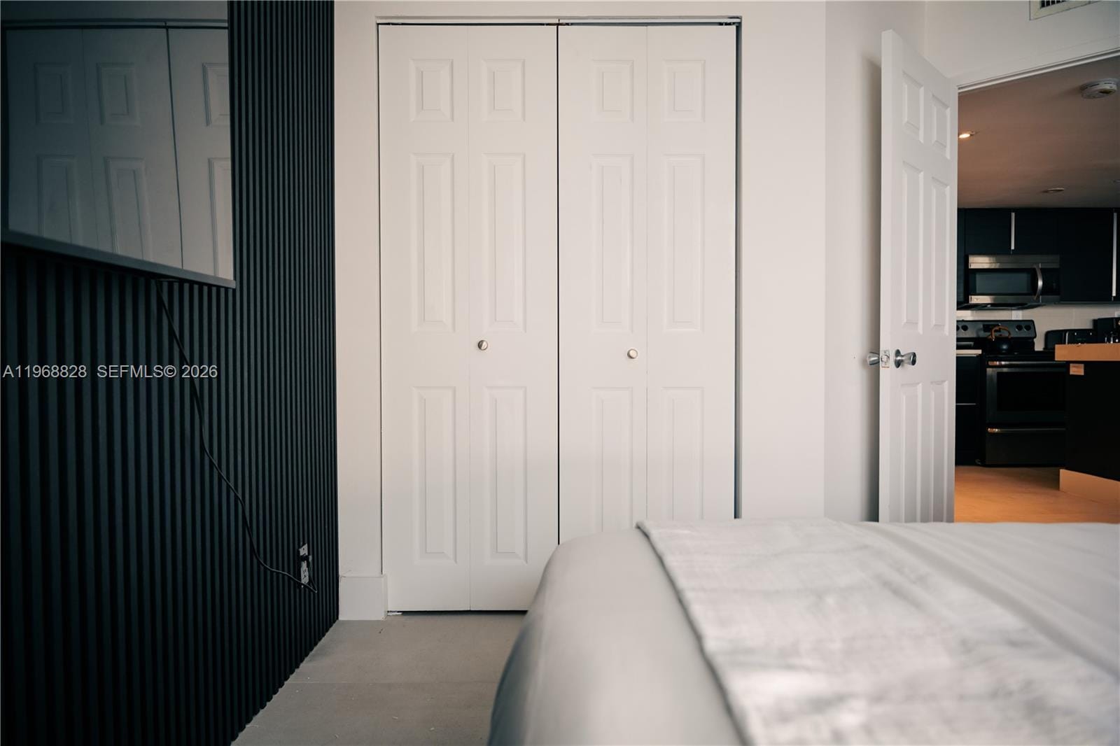 1717 N Bayshore Drive D3940 — photo 12