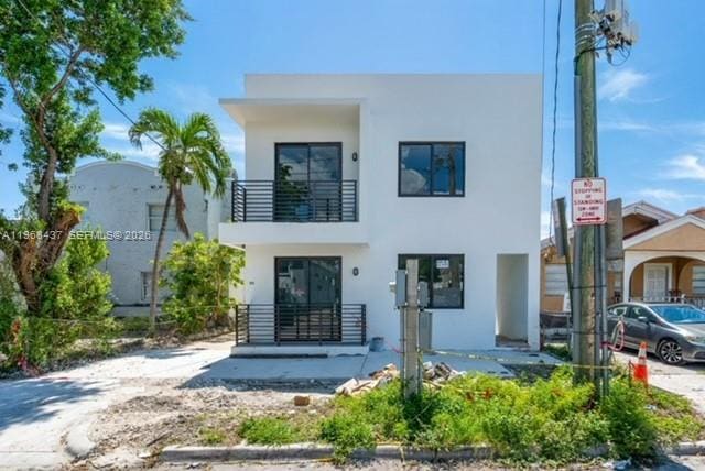 1658 NW 1st Street A, sold in Lawrence Estates Land Cos, Miami, FL