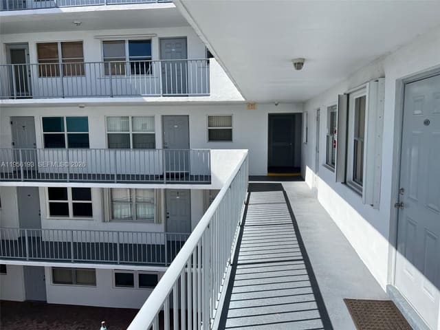 1720 Jefferson Street 410, sold in Sun Haven Towers Condo, Hollywood, FL