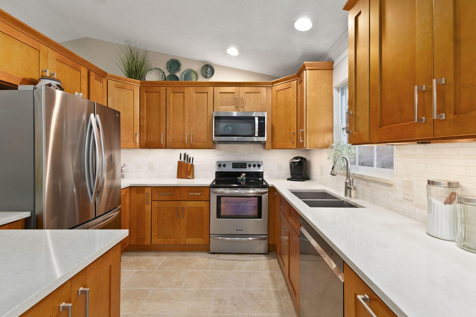726 NW Placid Avenue — photo 8