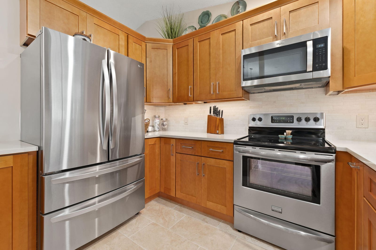 726 NW Placid Avenue — photo 9