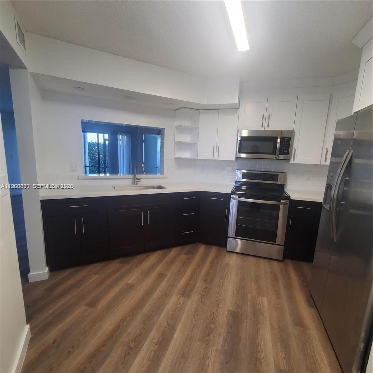 929 Hamilton Drive 929F — photo 4